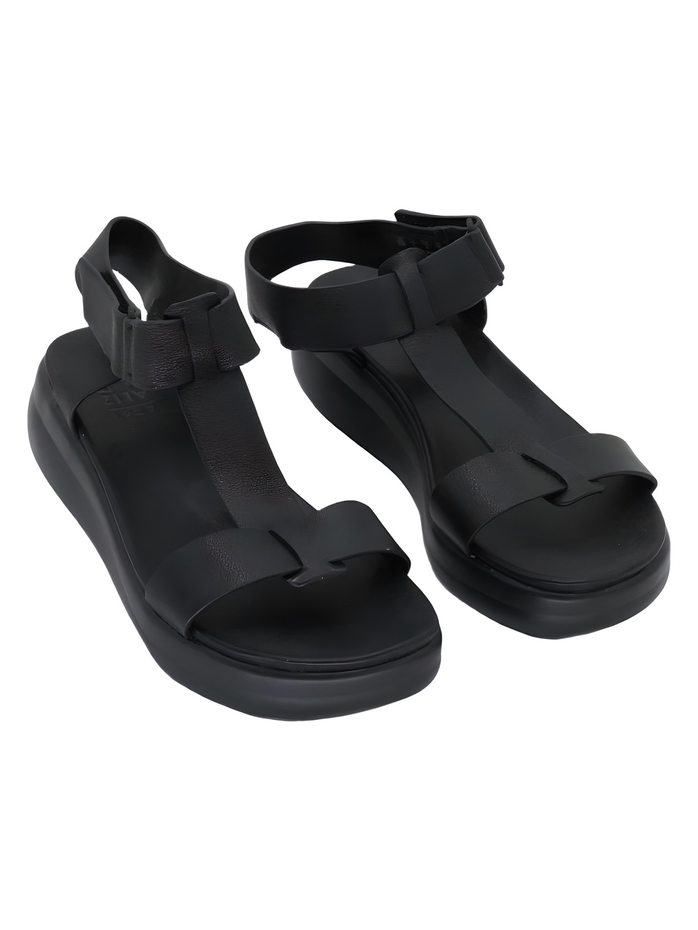 Naturalizer Cersei Black 2" Platform Strappy Sandals Size 8.5M
